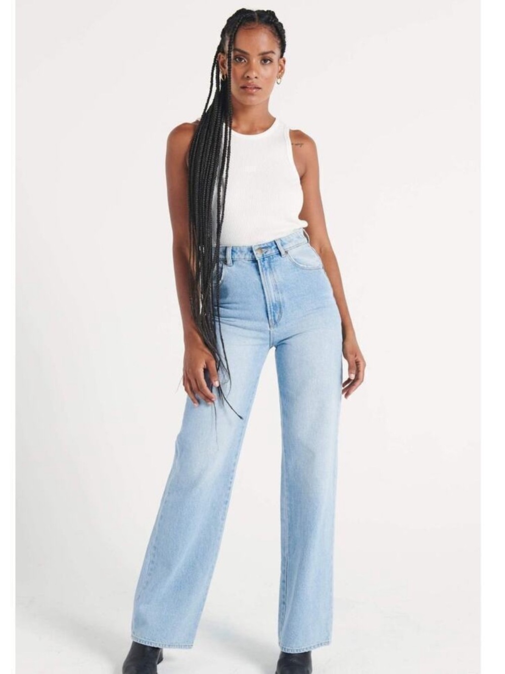 Rolla’s Heidi Wide Leg Jean Size 28 or 10 Blue 30” inseam Crop